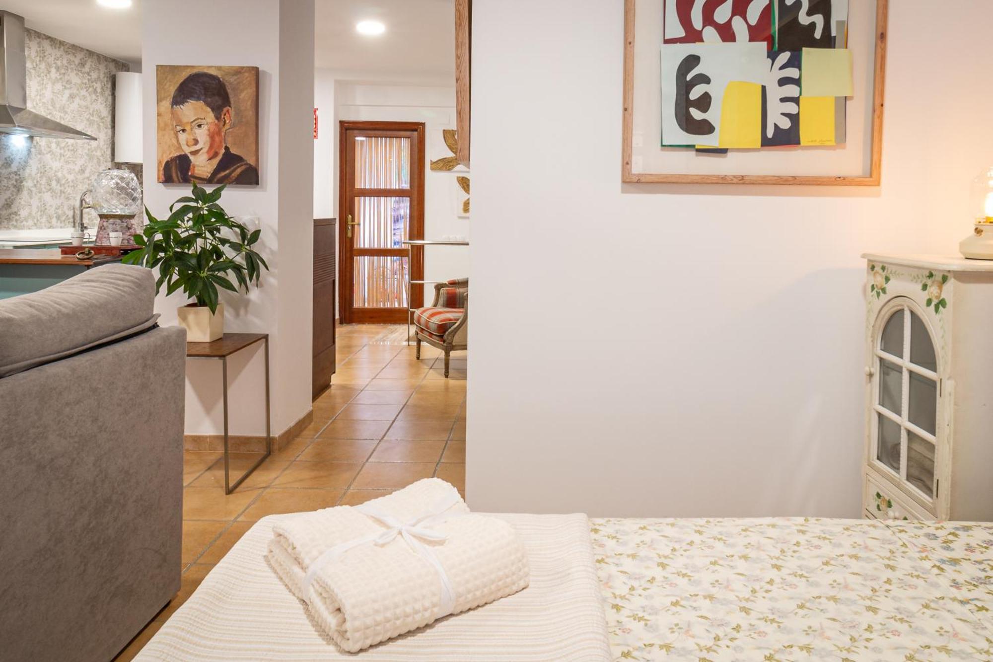 La Petite Maison De Nadette 2 Гандия Экстерьер фото