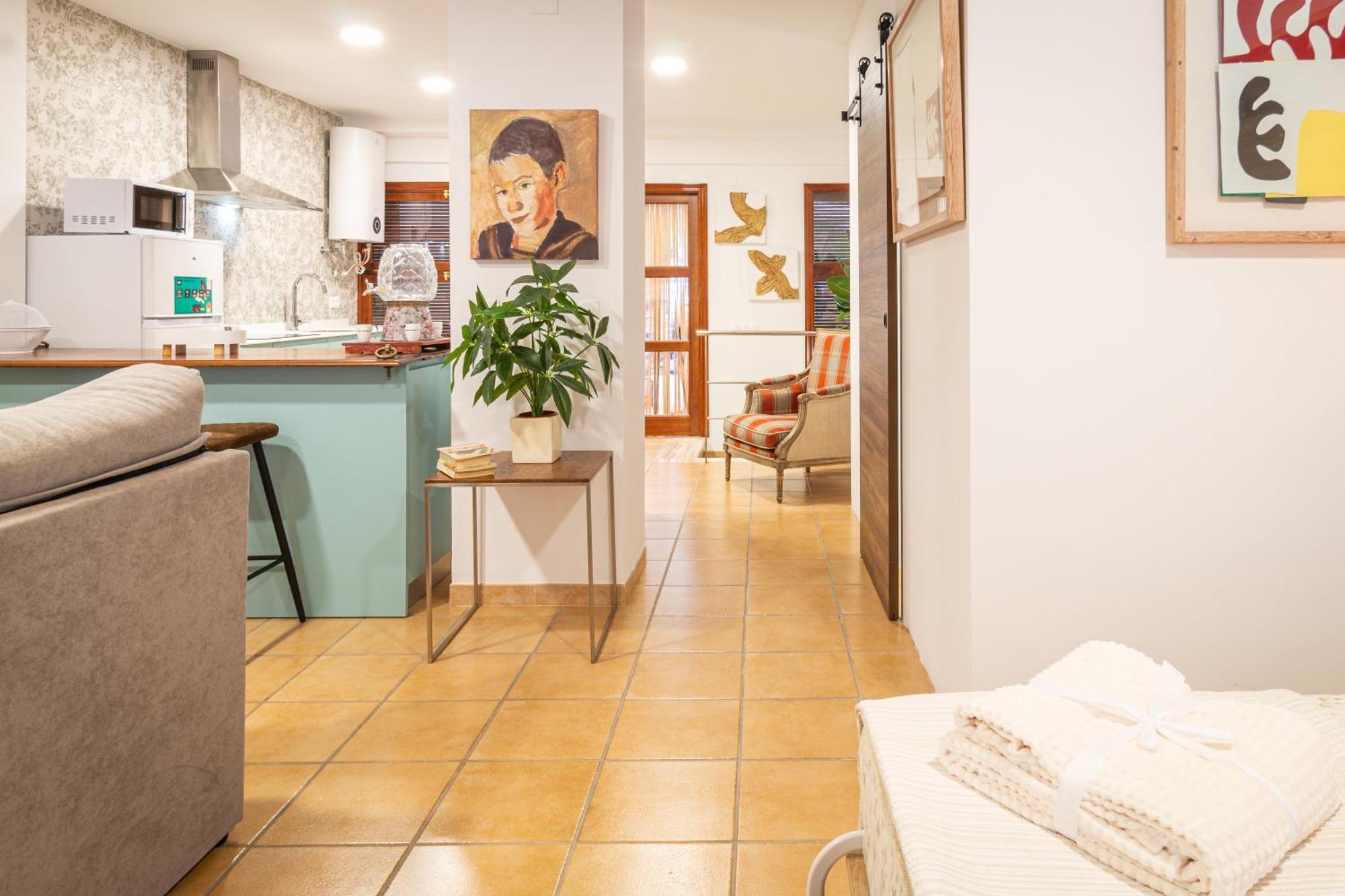 La Petite Maison De Nadette 2 Гандия Экстерьер фото